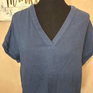 Pact Women Top  Organic Cotton Short Sleeve v neck boho organic blue sz small
